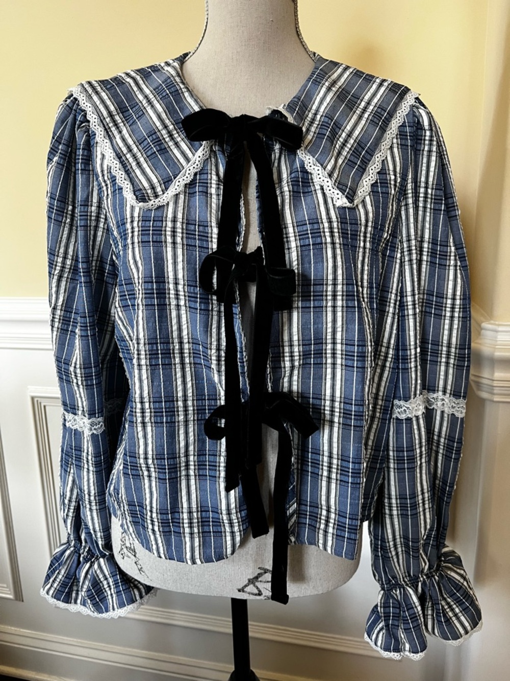 Blue, White/Black Plaid, Lace-Trim, Velour Front Bow Ties with Peter Pan Collar.